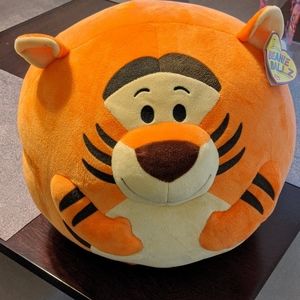 Mint condition Tigger Beanie Ballz